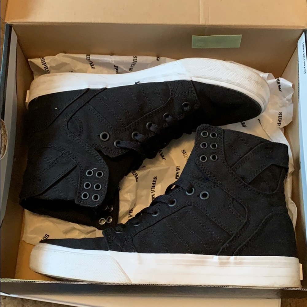 Supra Skytop